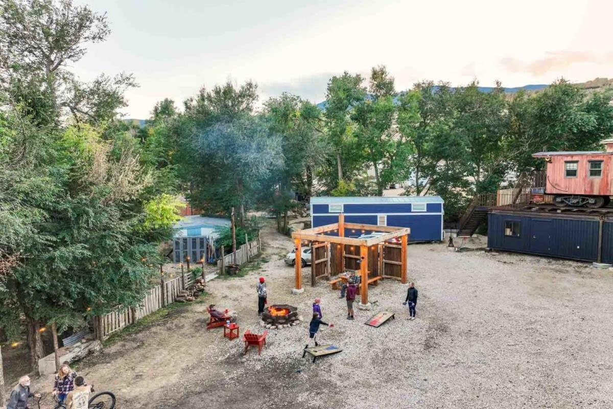 1920S Red Rock Caboose Bike Hike Explore โคโลราโดสปริงส์ ภายนอก รูปภาพ